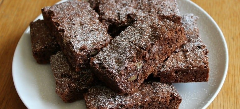 A plate full of brownies.