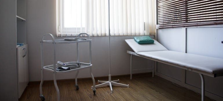 A psychiatrists office.