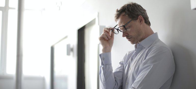 person under negative effects of benzodiazepines, thinking about long-term effects of benzodiazepine use