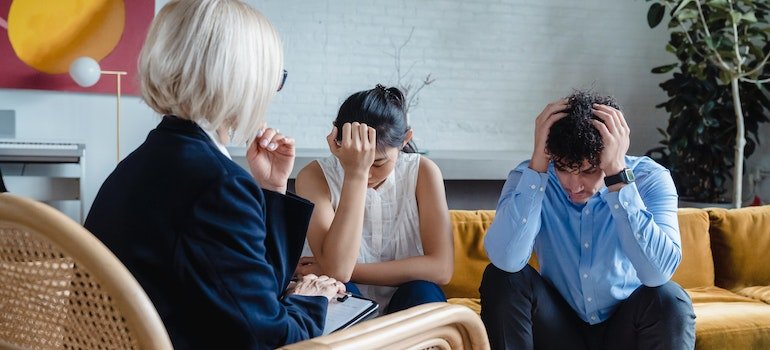 Professionals can explain you how and why can meth kill you. Couple at therapy session.