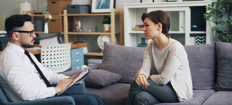 Woman talking to a therapist.
