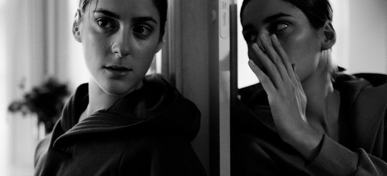 Woman experiencing meth-induced psychosis.